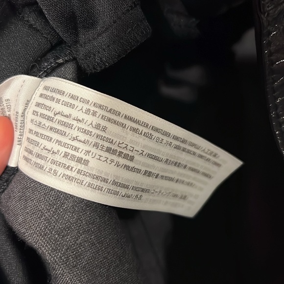 NWT Abercrombie&Fitch Curve Love The 90’s Straight Ultra HR Vegan Leather Size28 - Picture 10 of 14